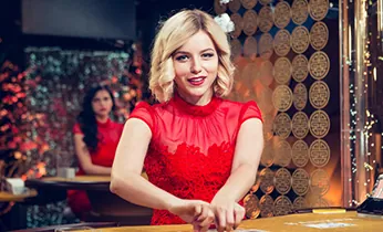 Banner khuyến mãi hấp dẫn dành cho người chơi Baccarat tại Huebet